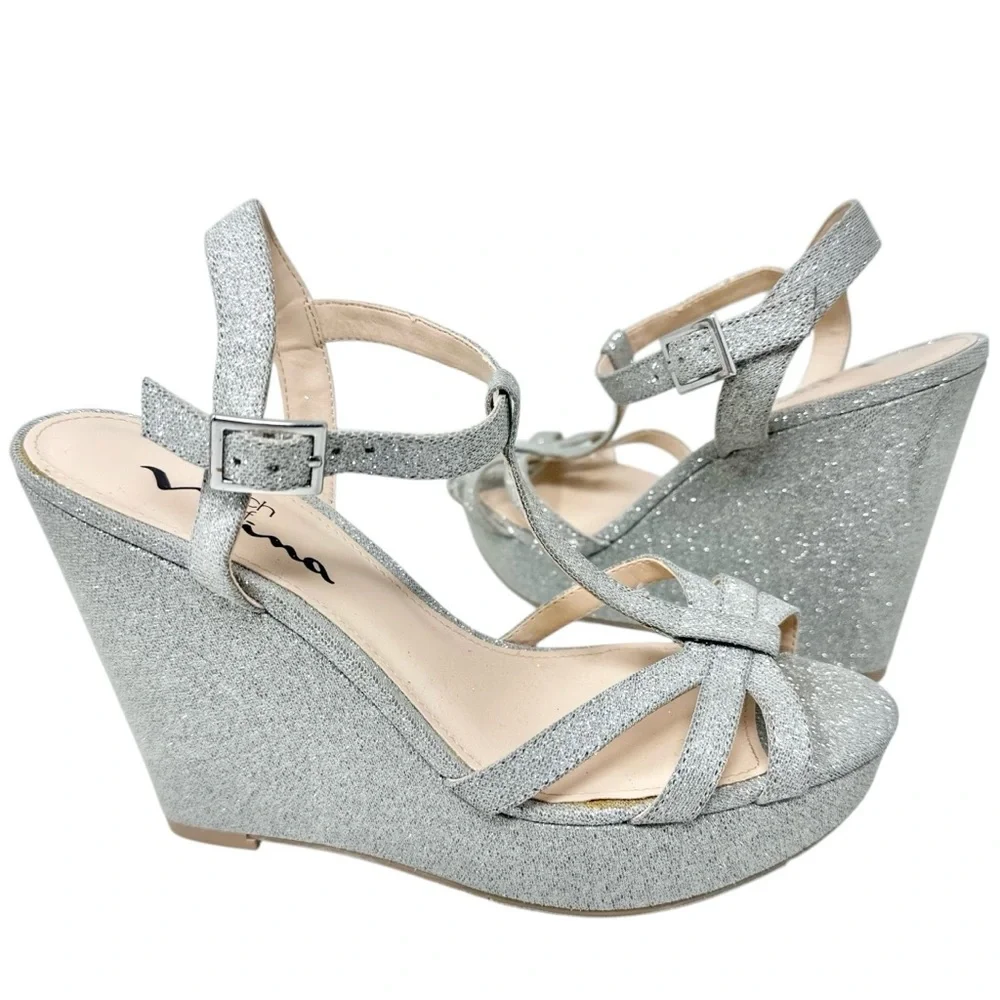 Nina Valery Silver Glitter Metallic Wedge Heel Strappy Sandal Shoes 7.5